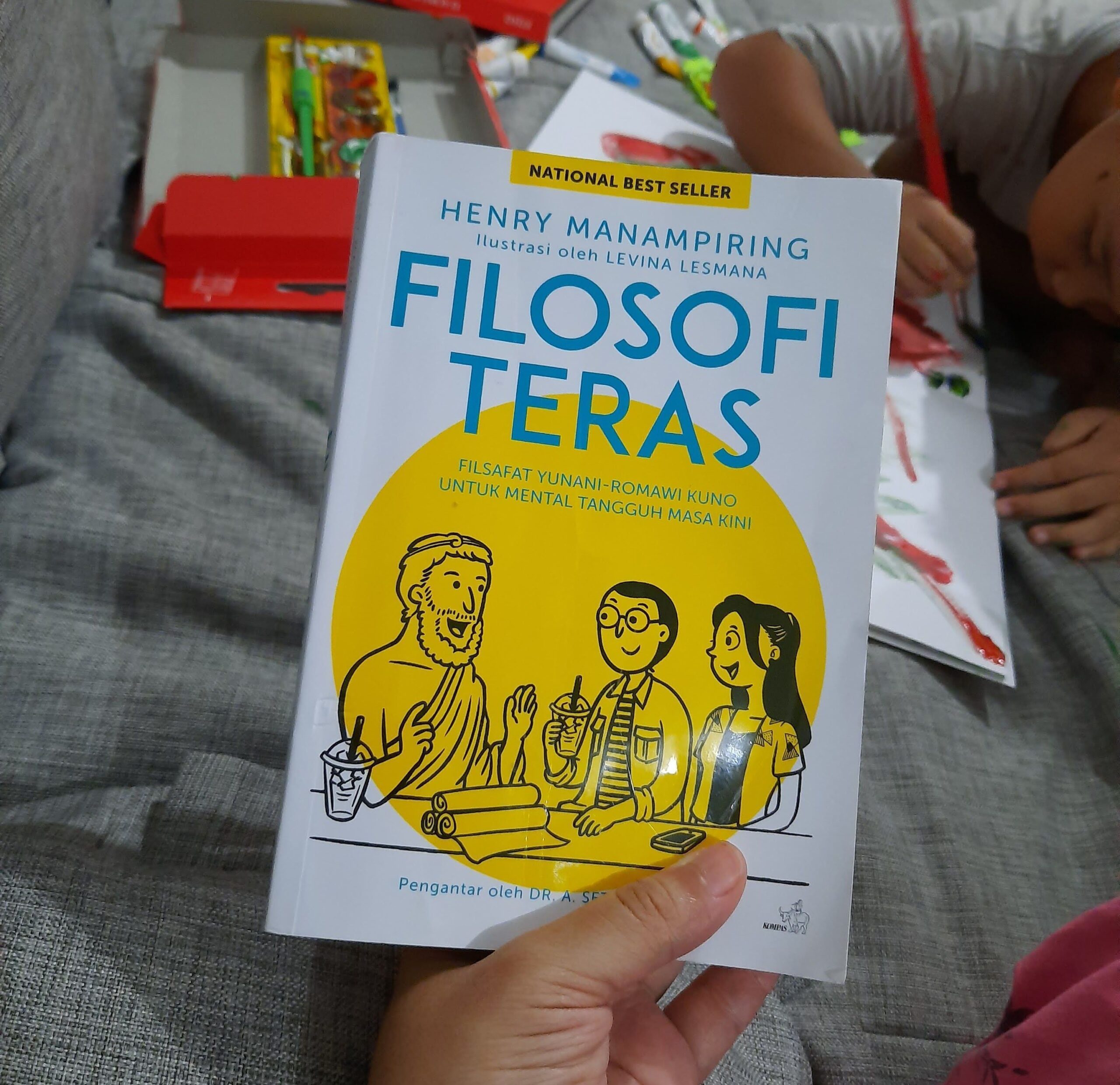 Filosofi Teras : Selalu Ada Alasan untuk Tidak Cepat Terbawa Emosi Negatif